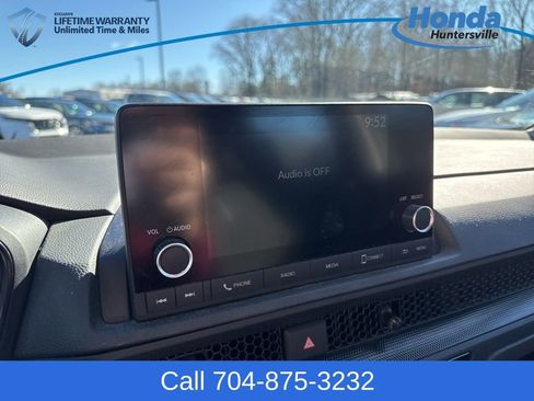 Used 2024 Honda CR-V LX image 24