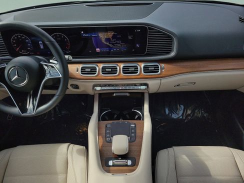 Certified 2026 Mercedes-Benz GLE 580 GLE 580 image 12