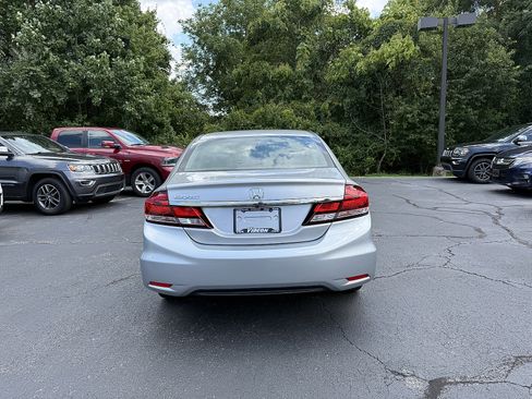 Used 2015 Honda Civic SE image 5