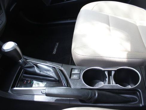 Used 2014 Toyota Corolla LE w/ Protection Package FWD image 29