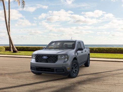 New 2025 Ford Maverick XLT w/ Equipment Group 302A image 2