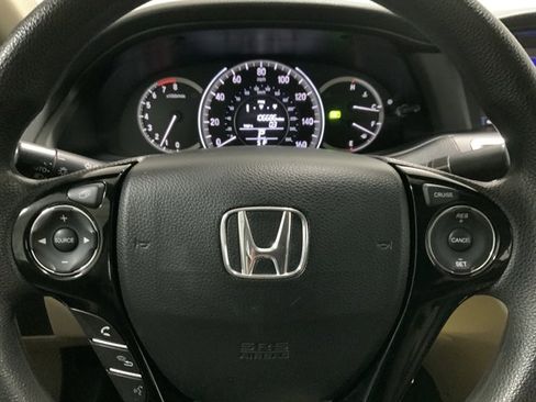 Used 2017 Honda Accord LX image 22