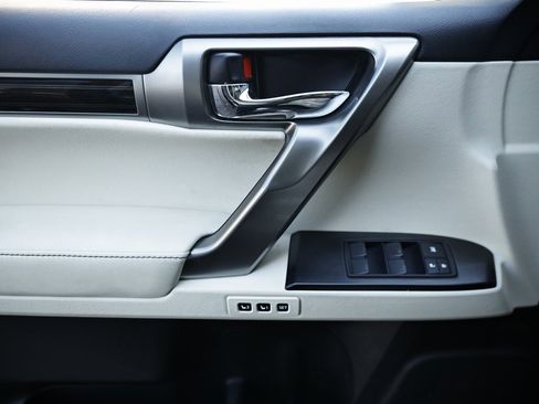 Used 2022 Lexus GX 460 Premium image 15