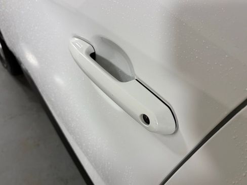 Used 2021 Toyota RAV4 XLE image 12