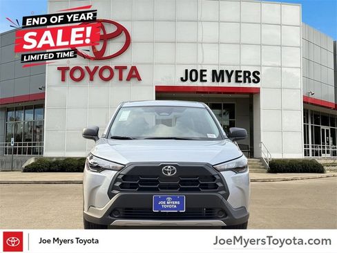 New 2026 Toyota Corolla Cross L image 3