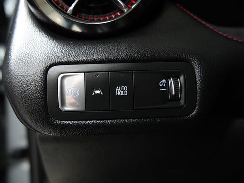 Used 2025 Chevrolet Blazer EV RS AWD/4WD image 31