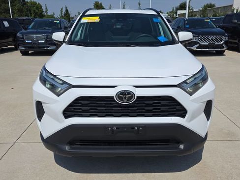 Used 2023 Toyota RAV4 XLE w/ Convenience Package AWD/4WD image 8