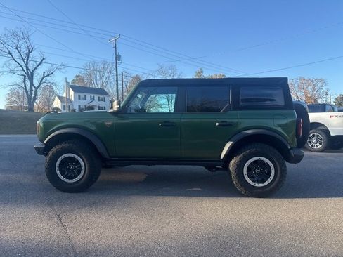 Certified 2022 Ford Bronco Badlands image 6