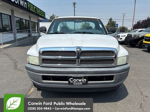 Used 2001 Dodge Ram 1500 Truck 2WD Regular Cab image 2