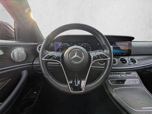 Used 2022 Mercedes-Benz E 350 Sedan image 10