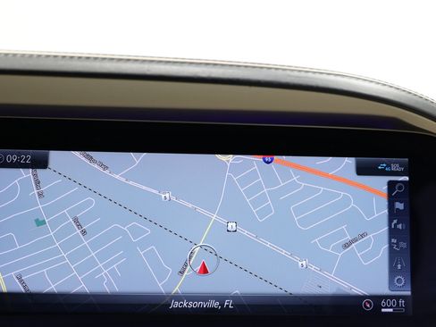 Used 2018 Mercedes-Benz Maybach S 560 4MATIC image 27