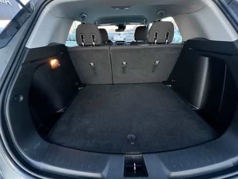 Used 2021 Chevrolet TrailBlazer LS image 25
