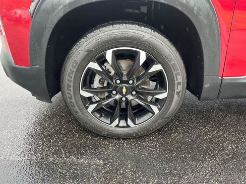 Certified 2021 Chevrolet TrailBlazer LT w/ Sun and Liftgate Package AWD/4WD image 9