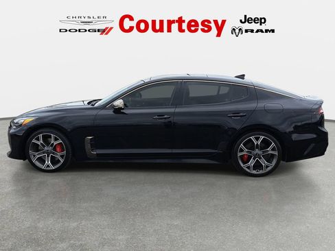 Used 2021 Kia Stinger GT2 AWD/4WD image 8