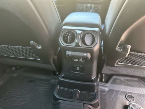 Used 2024 Jeep Wrangler Unlimited Rubicon 392 AWD/4WD image 23