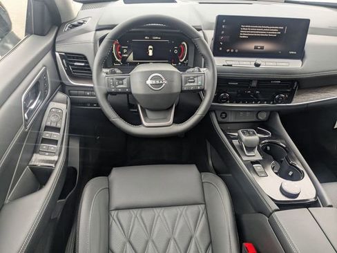 New 2026 Nissan Rogue Platinum w/ Platinum Premium Package AWD/4WD image 28