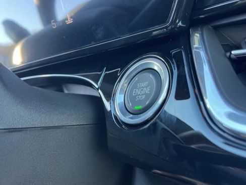 New 2026 Chevrolet Trax RS w/ Sunroof Package image 21