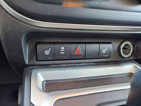 Used 2016 Jeep Compass Latitude image 15