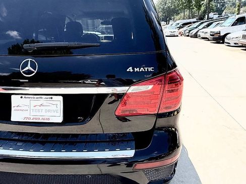 Used 2014 Mercedes-Benz GL 550 4MATIC image 19
