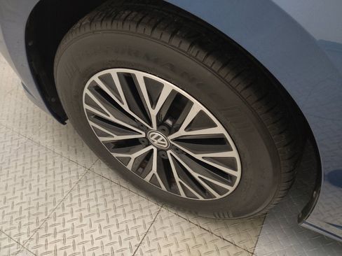 Used 2019 Volkswagen Jetta SE FWD image 31