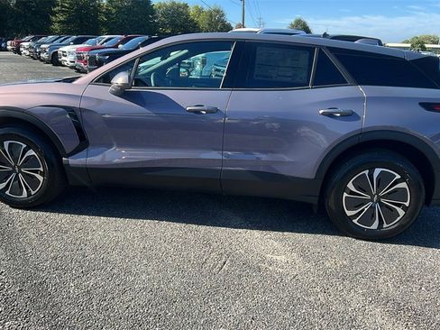 New 2026 Chevrolet Blazer EV LT image 8