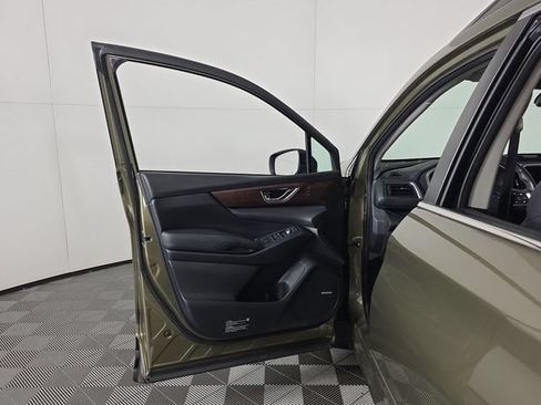 Used 2023 Subaru Ascent Touring AWD/4WD image 21