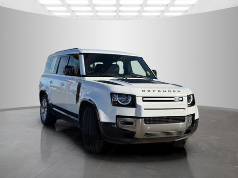 Used 2023 Land Rover Defender 130 S image 3