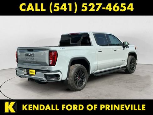 Used 2024 GMC Sierra 1500 Elevation w/ Elevation Premium Package AWD/4WD image 5