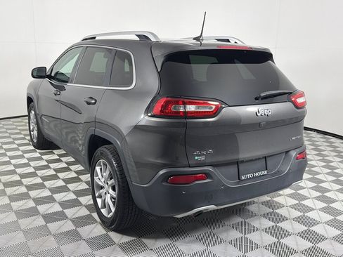 Used 2018 Jeep Cherokee Limited AWD/4WD image 7