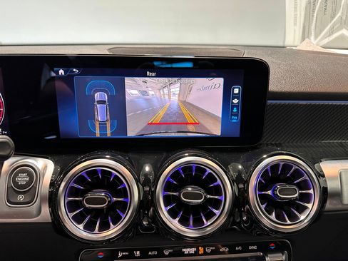 Certified 2024 Mercedes-Benz GLB 250 4MATIC image 23