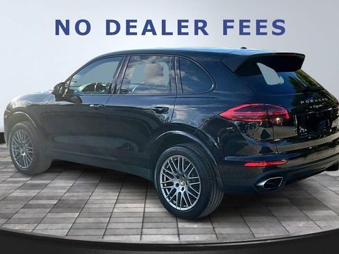 Used 2017 Porsche Cayenne Platinum Edition image 4