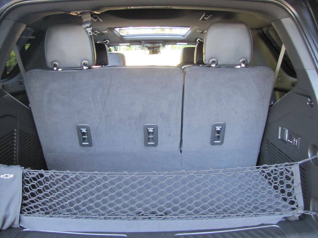 Used 2023 Chevrolet Tahoe LT w/ LT Signature Plus Package RWD image 18