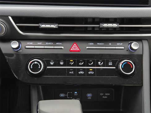 Used 2025 Hyundai Sonata SE image 15