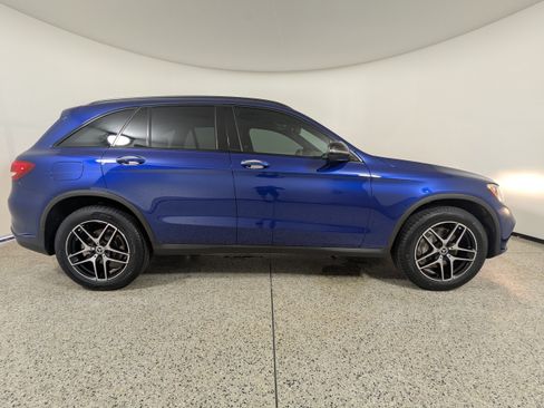 Used 2019 Mercedes-Benz GLC 300 image 24