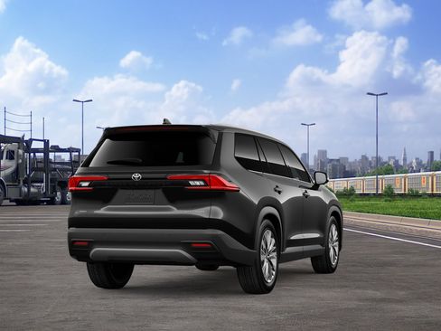 New 2026 Toyota Grand Highlander Platinum image 3