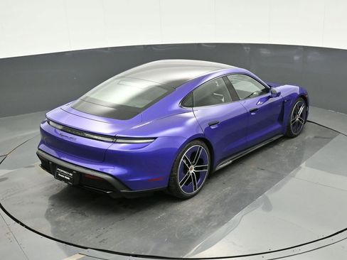 New 2026 Porsche Taycan GTS image 30