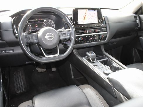 Used 2022 Nissan Pathfinder SL w/ SL Premium Package image 5