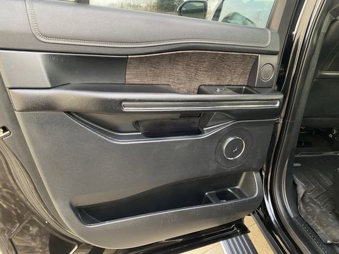 Used 2020 Ford Expedition Max Limited w/ Special Edition Package image 9
