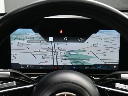 Used 2022 Mercedes-Benz S 580 4MATIC Sedan w/ AMG Line Package image 32