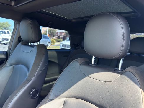 Used 2023 MINI Cooper S FWD image 9