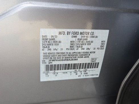 Used 2024 Ford Edge SE AWD/4WD image 6