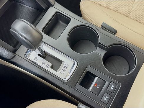 Used 2015 Subaru Outback 2.5i Premium image 20