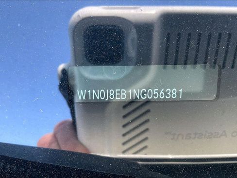 Used 2022 Mercedes-Benz GLC 300 4MATIC Coupe image 39