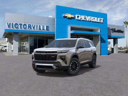 New 2026 Chevrolet Traverse Z71 w/ Enhanced Driving Package image 8