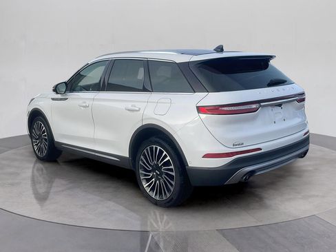 Used 2021 Lincoln Corsair Reserve w/ Equipment Group 201A image 3