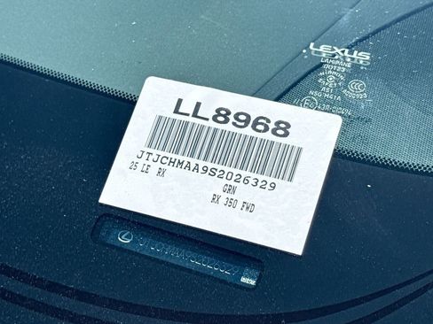 Used 2025 Lexus RX 350 Premium w/ Accessory Package (Z1) FWD image 17