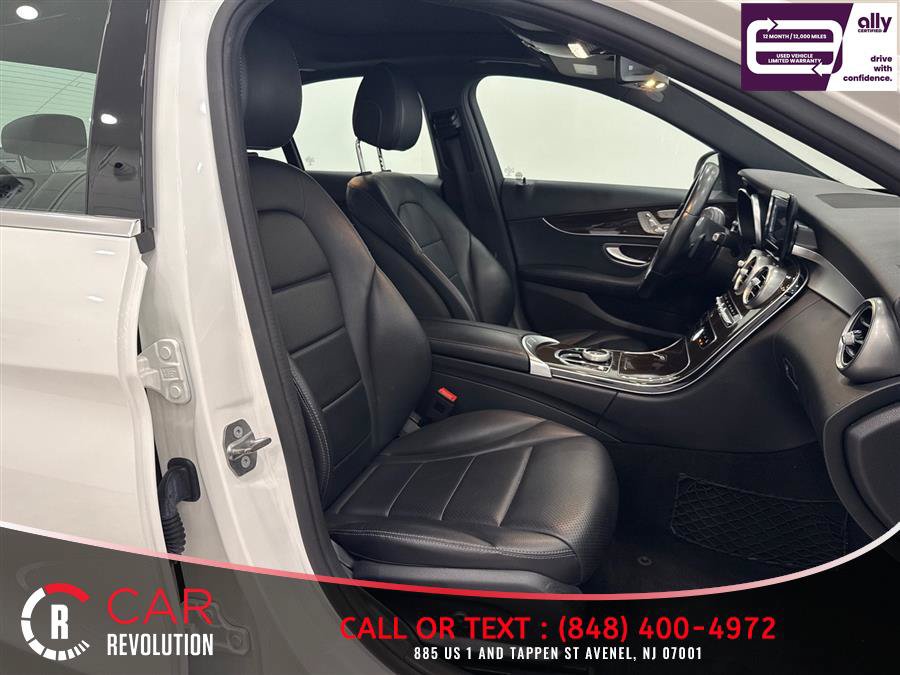 Used 2019 Mercedes-Benz C 300 4MATIC Sedan w/ Premium Package image 43