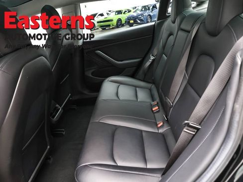 Used 2018 Tesla Model 3 Long Range image 17