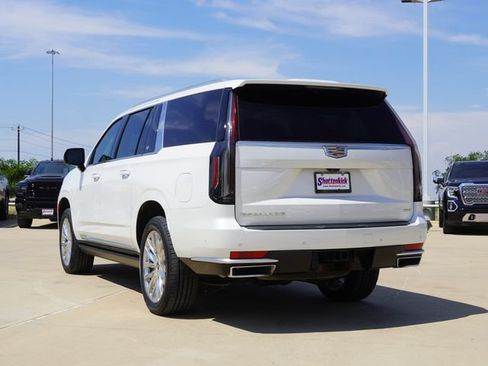 Used 2023 Cadillac Escalade ESV Premium Luxury w/ Performance Package AWD/4WD image 8