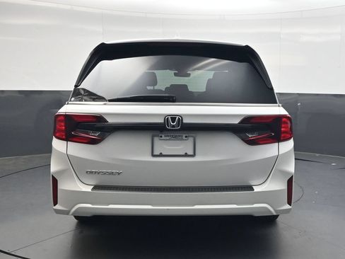Used 2025 Honda Odyssey EX-L image 5